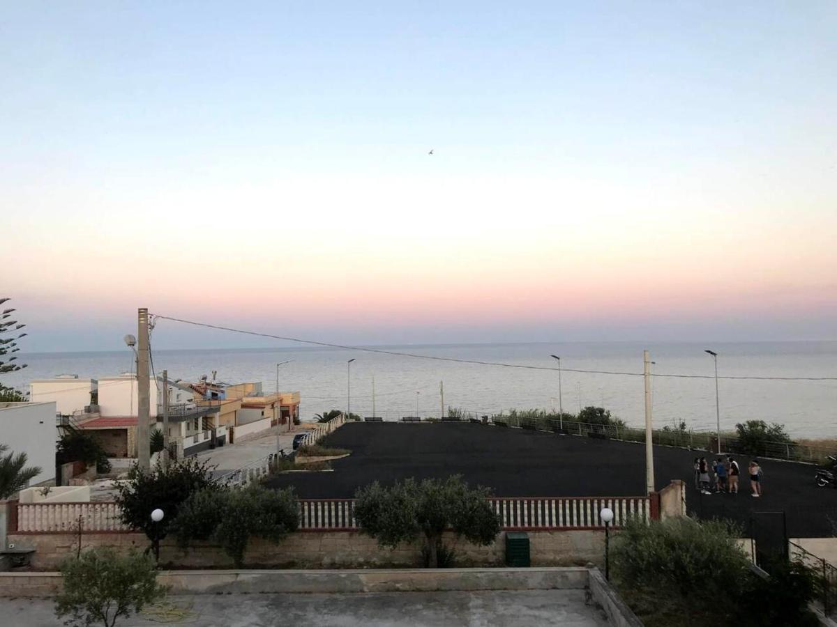 Nilla Apartments Lido di Noto Buitenkant foto